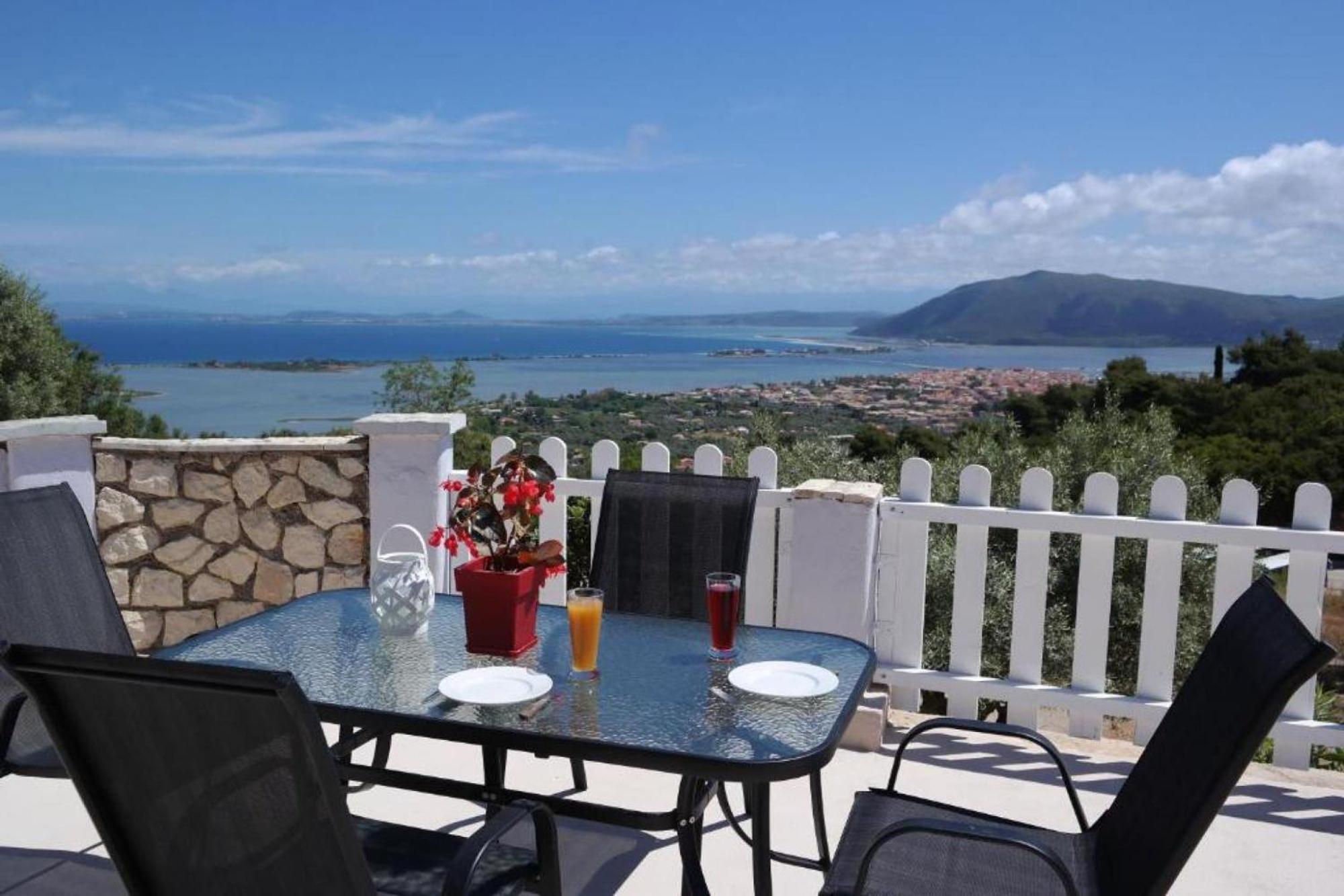 Eris Villa - Amazing View In Lefkada Frínion 외부 사진
